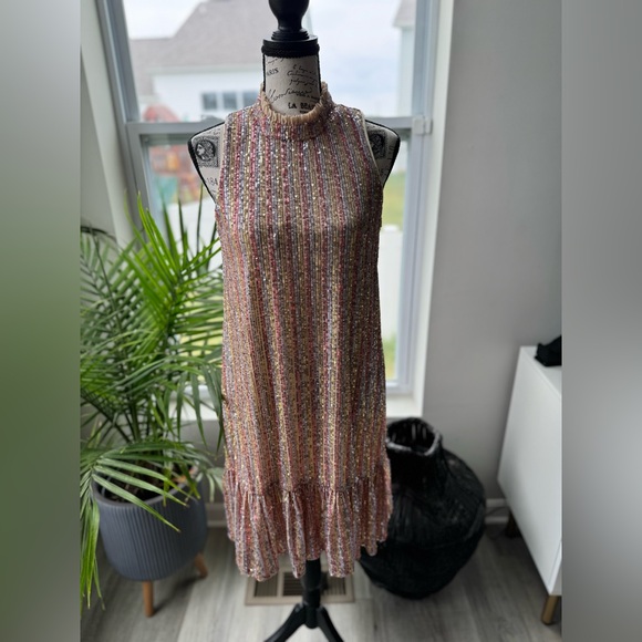 Julia Jordan Sequence Dress Size 4 - Picture 1 of 7